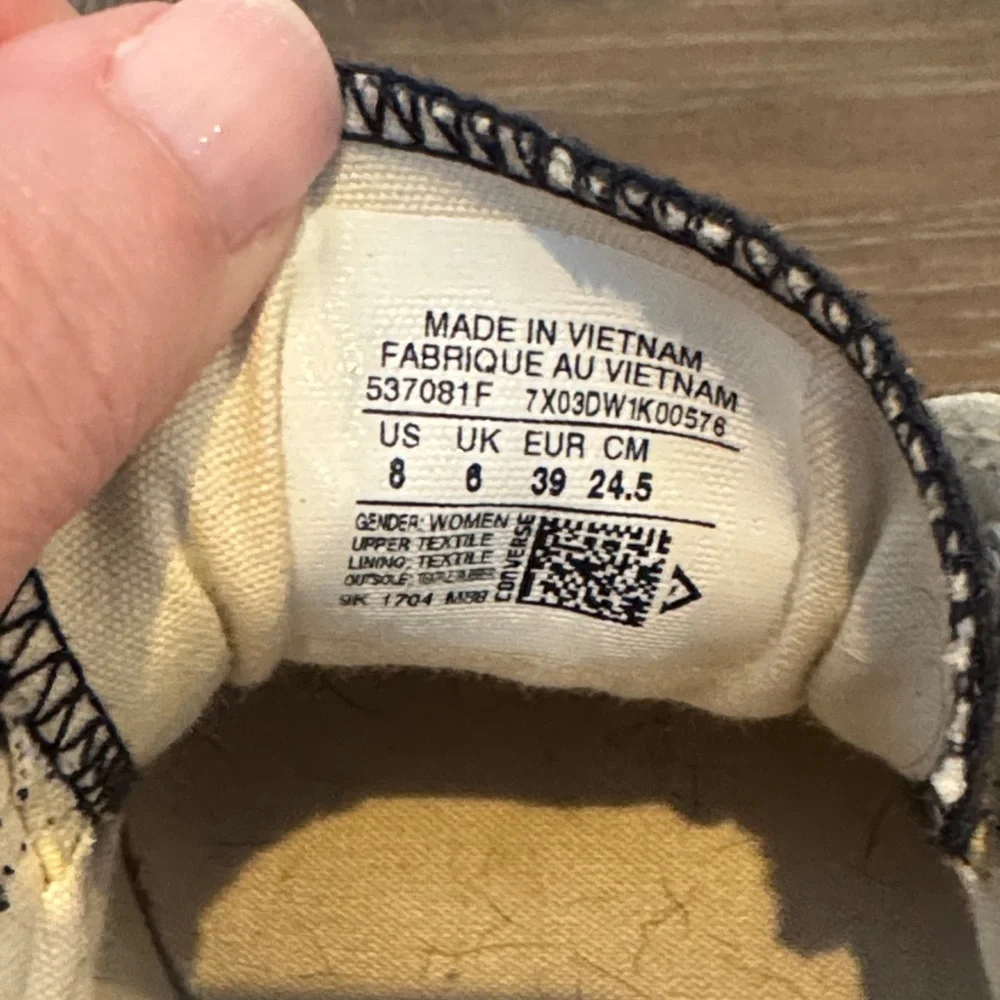 Converse Slip On  Sneakers - Black & White Sz 8 - Picture 5 of 5